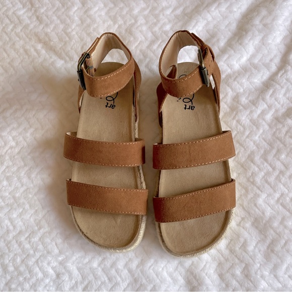 art class Other - Girls Brown Sandals